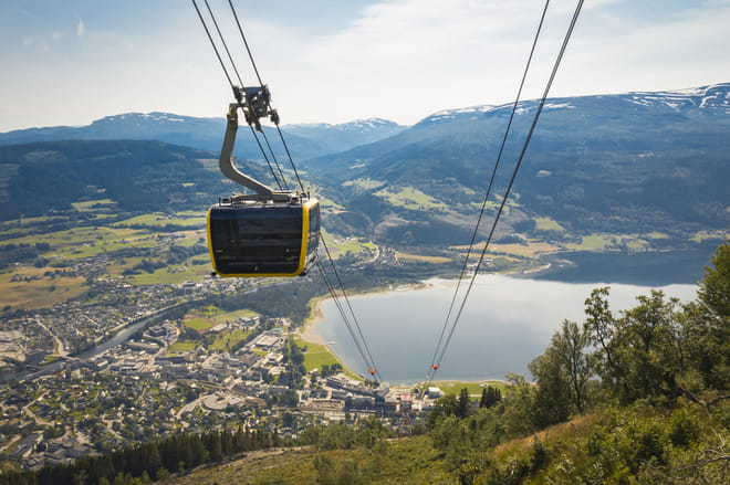 Private guided tour - Hardangerfjord, Voss Gondola & 4 Great Waterfalls 5