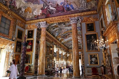 The Colonna Palace Walking Tour