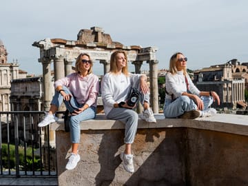 Private Golf Cart Tour of Rome's City Center Highlights
