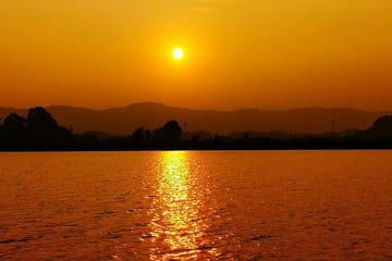 Kathmandu to Pokhara and Chitwan Luxury Tour in Nepal