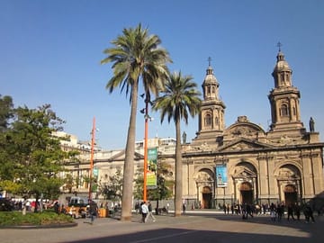 Private Full-Day Santiago City Tour with Wine Tasting