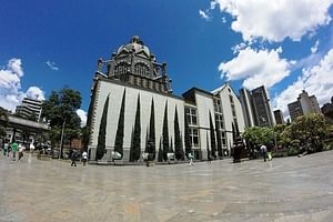 Medellin Historical and Food Tour with Fernando Botero´s Plaza
