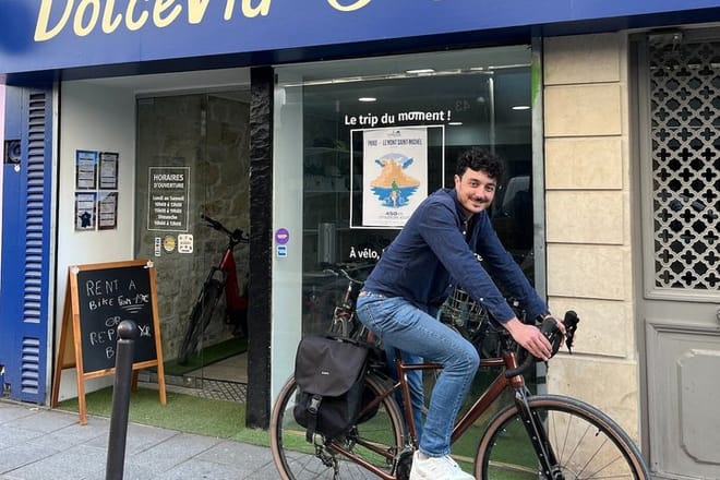 Electric bike rental in Paris