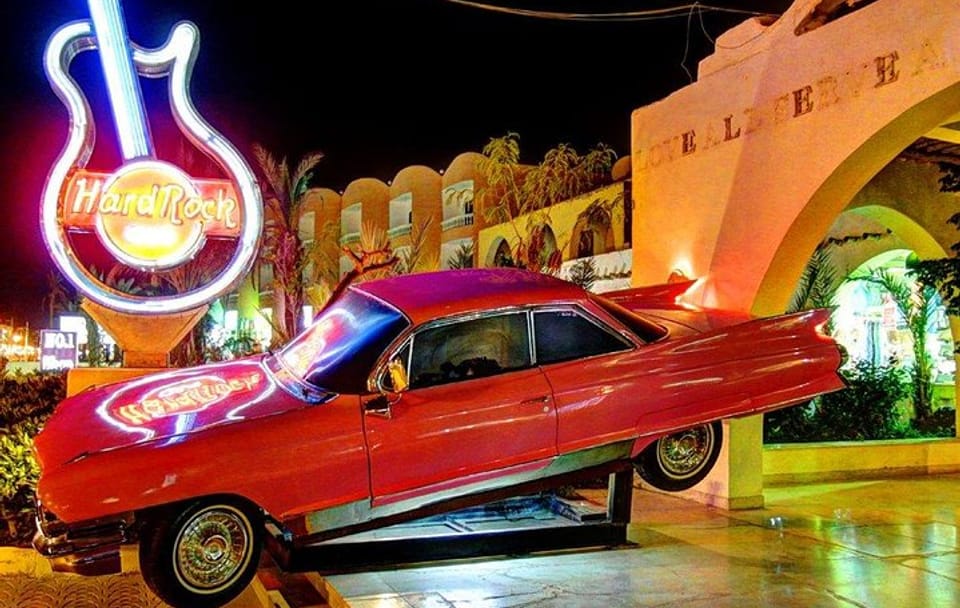 Private Night Tour of Hurghada with Local Guide and Pickup