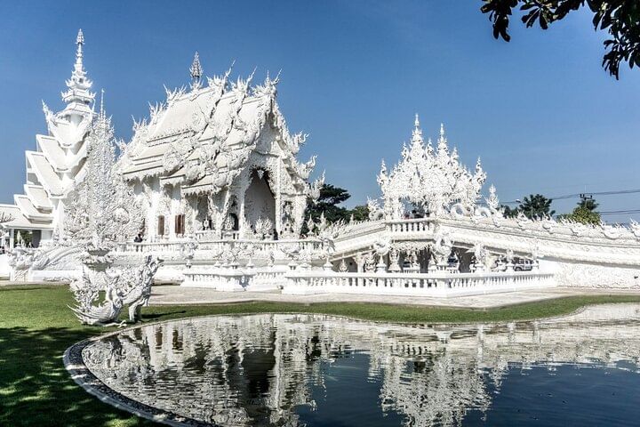 Chiang Rai Tour White Temple Blue Temple and Hill Tribe Village