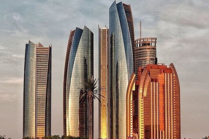 Abu Dhabi City Tour with Ferrari World Tickets  4