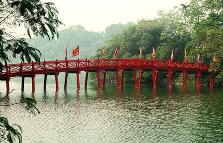 Cultural Tour of Hanoi and Danang with Scenic Highlights