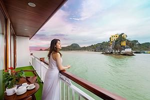 2 Nights Stay on Luxury Cruise Explore Halong Bay & Cat Ba Island