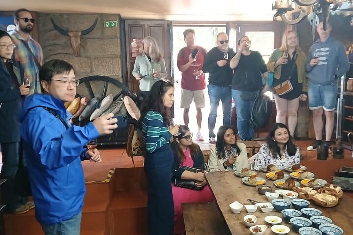 DOURO VALLEY: Premium Wine Tour, Lunch at Winery & Private Cruise