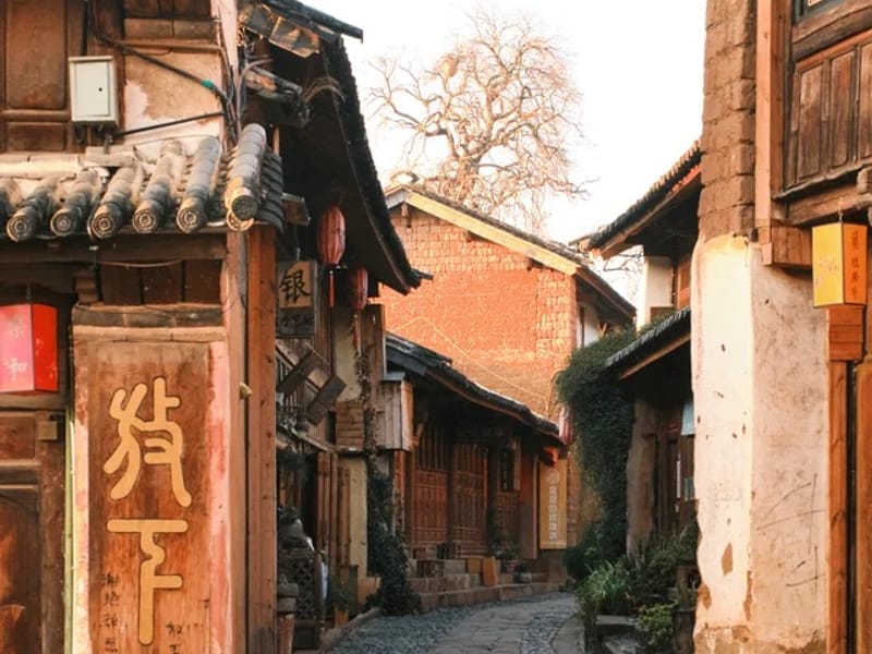 2-Day Shaxi Old Town Tea-Horse Road Tour from Dali
