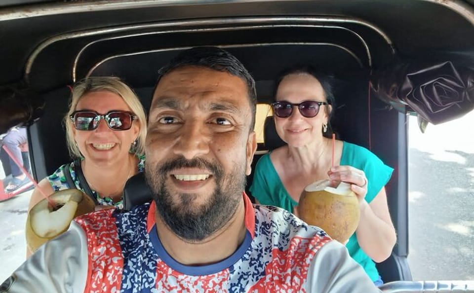Colombo Tuk Tuk City Tour with Local Driver and Highlights