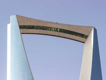 3-Day Tour: Edge of the World, City tour and Red Sand from Riyadh