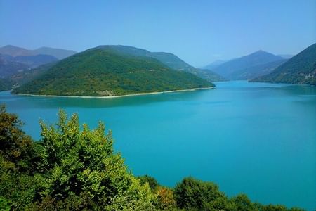 Full Day Tour in Caucasus Mountains, Kazbeg and Ananuri