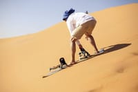sandboarding experience in dubai desert