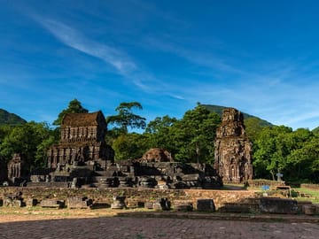 My Son Sanctuary and Hoi An Heritage Full-Day Tour