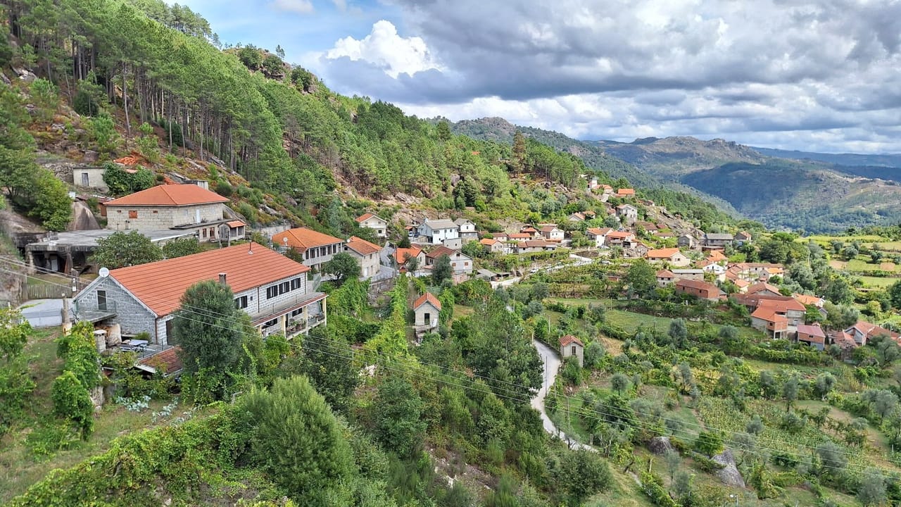 Private Gerês Tour from Porto: Waterfalls, Viewpoints and Thermal Villages 9