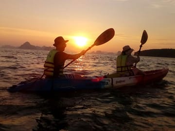 Sunset kayak at Ao Thalane