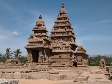 Cultural and Historical Tour of Agra, Alappuzha, and Chennai