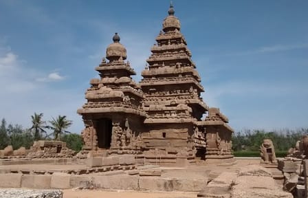 Cultural and Historical Tour of Agra, Alappuzha, and Chennai