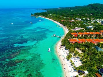 West Bay Beach Tour with Chocolate and Rum Factory Visit