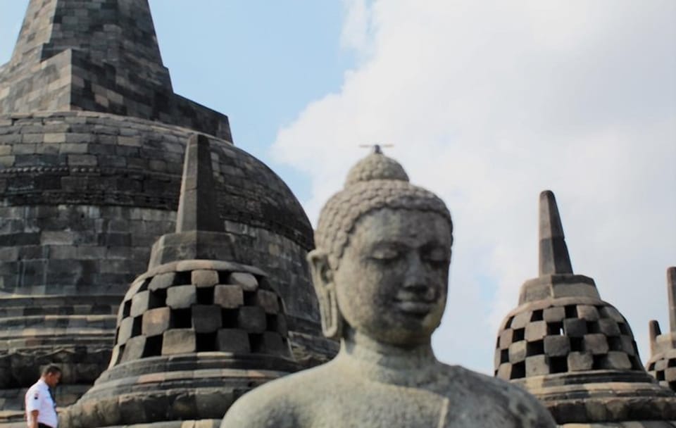 Private Full-Day Yogyakarta and Prambanan Tour
