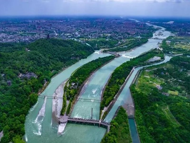 Dujiangyan irrigation+Mt. Qingcheng or Panda Park Day Tour