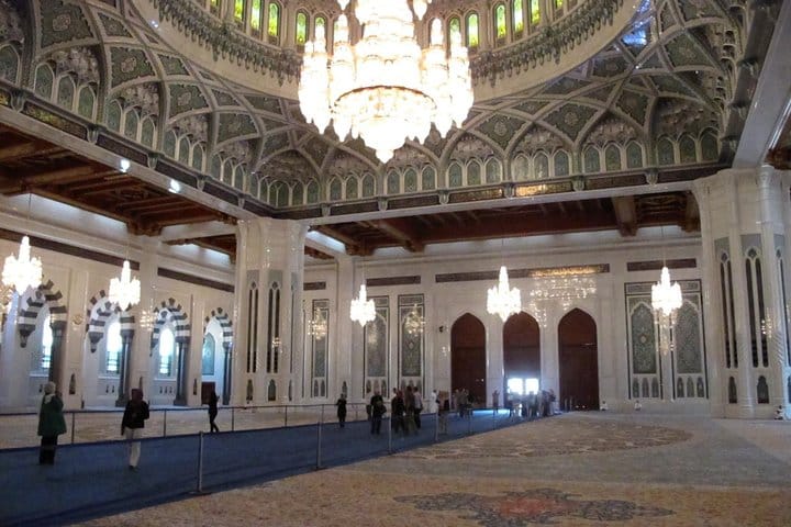 Private Day Trip to Grand Mosque & Wahiba Sands  2