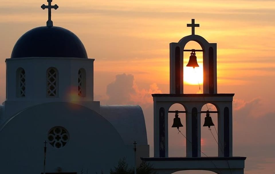 Private 5-Hour Tour of Akrotiri and Perissa in Santorini