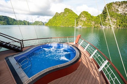 Ha Long Bay – 5 Star Luxury Cruise – All Inclusive 2D1N And 3D2N