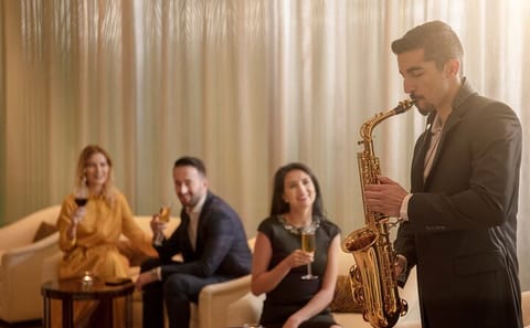 Premium Access to Burj Khalifa with Lounge Experience in Dubai