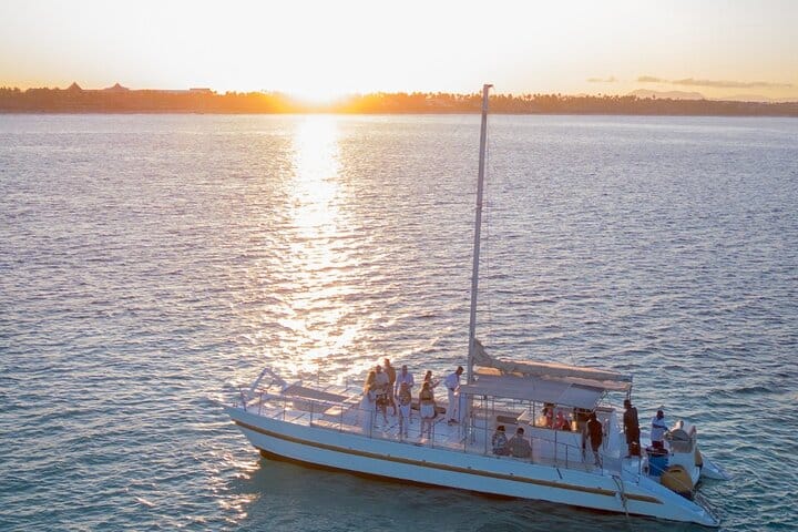 Private Punta Cana Sunset Cruise: Champagne, BBQ with Lobster 4