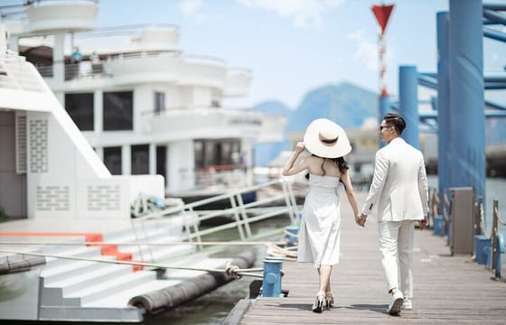 Ha Long Bay Luxury Cruise by Sea Octopus from Hanoi by Expressway