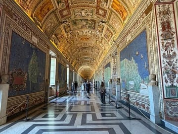 Vatican Museums and Sistine Chapel Entrance with Audio Guide