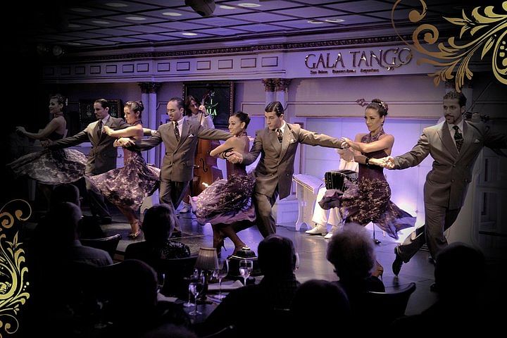 Gala Tango Dinner & Show Experience in Buenos Aires