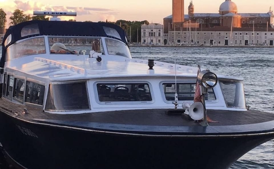 Lagoon Boat Tour of Murano, Burano, and Torcello in Venice