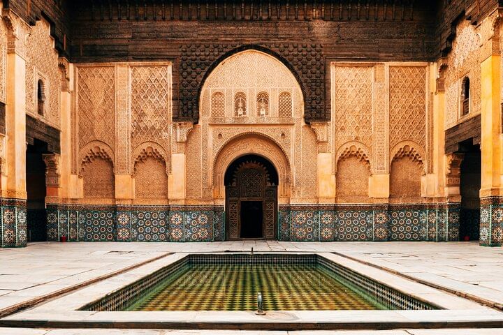 Boukhari Ben Youssef is a historical and cultural site in Marrakech, Morocco. Named after an Almoravid ruler, it features a beautifully preserved Quranic school and a mosque with intricate Islamic arc