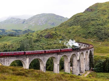 3 Day: Isle of Skye and The Highlands Tour with the Jacobite Steam Train (B&B Room with double bed)