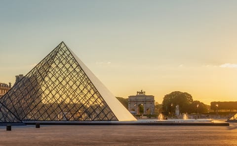 Private Tour of the Louvre and Orsay Museums in Paris