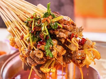 Private Full Day Sichuan Gourmet Food Tour from Chengdu