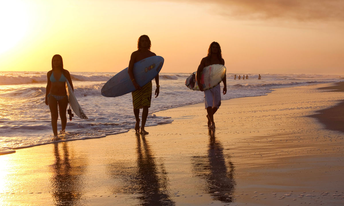 El Salvador Colonial Surf Experience