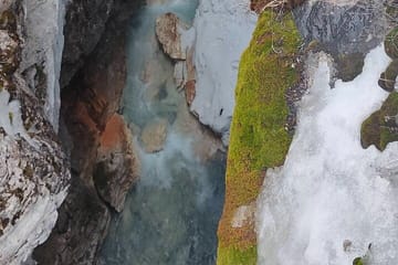 Lake Louise, Marble Canyon Icewalk and Banff Town from Calgary