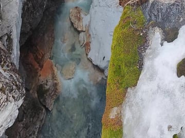 Icewalk at Lake Louise and Marble Canyon from Calgary