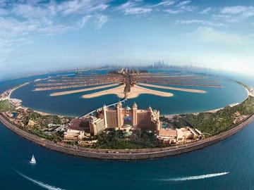 Private Dubai City Tour with Museum of Illusions Experience