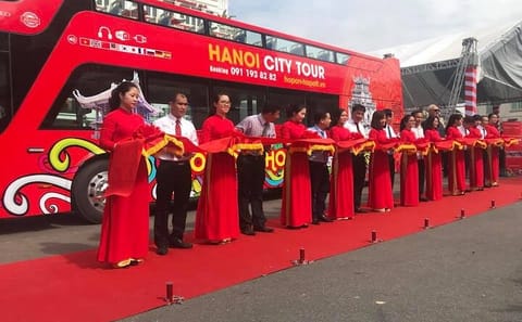 Half-Day Hop On Hop Off Bus Tour of Hanoi's Highlights