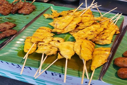 Private Phuket Taste And Walk Tour