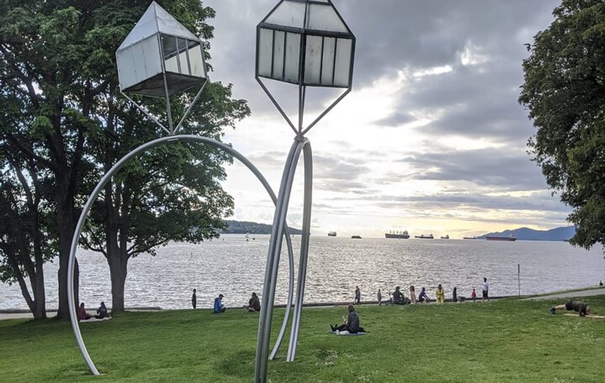 Vancouver City tour for Couples Half-Day Private