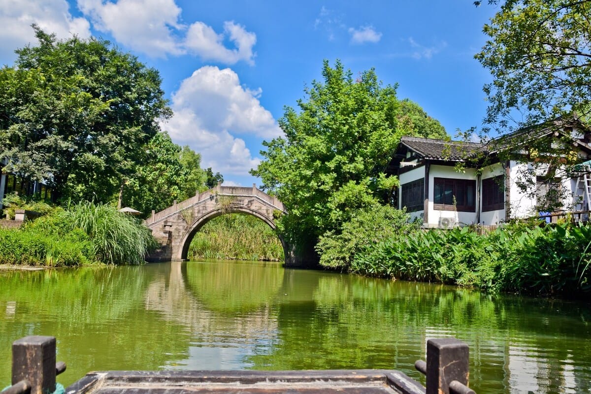 Glide Through Hangzhou's Green Heart: Xixi National Wetland Park