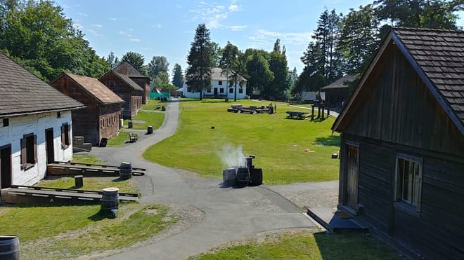 Fort Langley Magical Mystery & Vineyard Explorer Private Tour 10