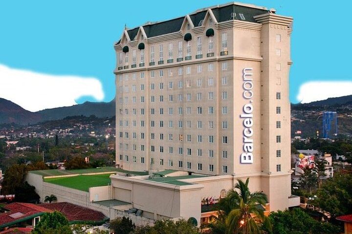 Private Arrival Transfer – El Salvador International Airport to Decameron Hotel