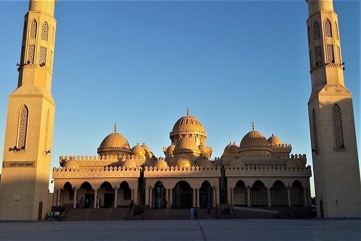 Hurghada : City Tour with Seafood Lunch, Big Mosque & Shopping 2